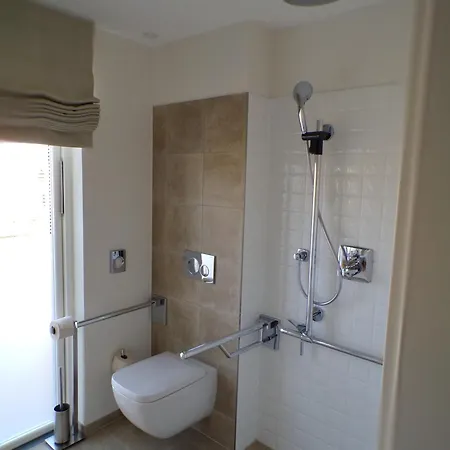 Reetdorf Geltinger Birk Atelierhaus Morsezeichen Nieby (Nieby, Schleswig-Flensburg)